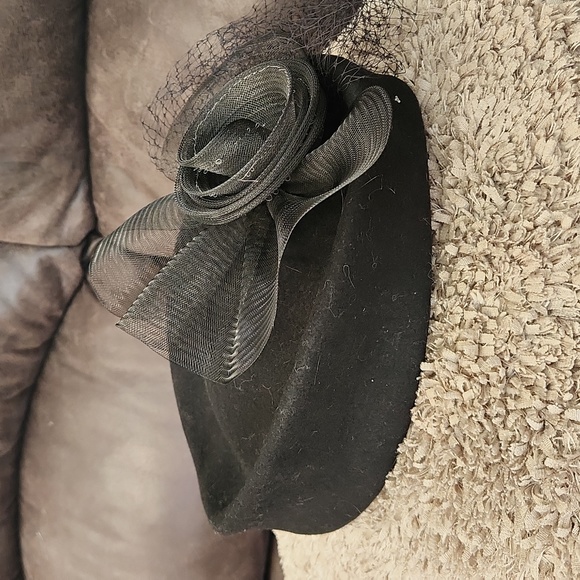 BOLLMAN HAT CO Bowler Style Hat 100% Black Wool Felt with Netting & Bow - Picture 3 of 10